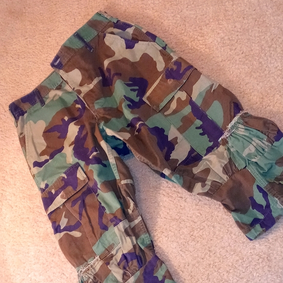 Cameo shorts - Picture 1 of 3